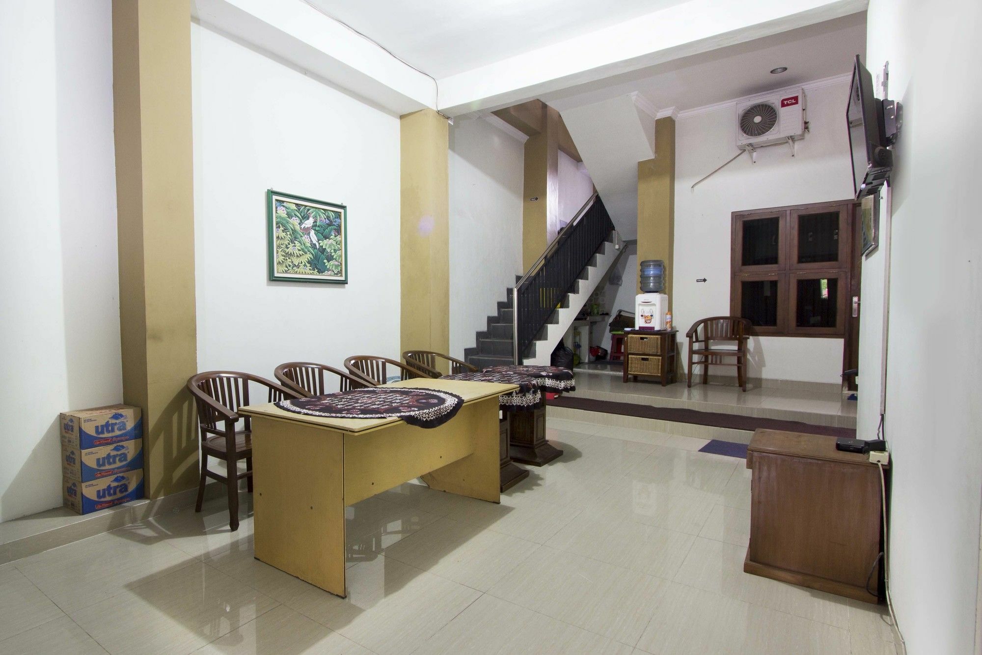 Reddoorz @ Rejowinangun Kota Gede Hotel Baturetno Exterior photo
